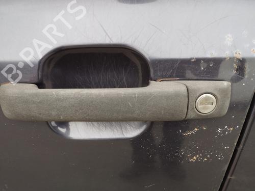 Używane Klamka zewnętrzna drzwi przednich lewych VW GOLF III (1H1) 1.9 TDI (90 hp) 30149610