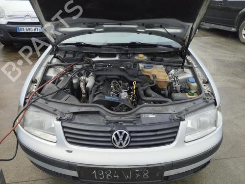 Used Water radiator VW PASSAT B5 (3B2) 1.9 TDI (110 hp) 27071430