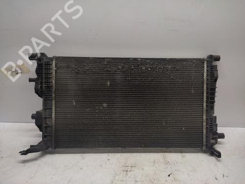 Radiateur à eau Radiateur à eau RENAULT MEGANE III Grandtour (KZ0/1) 1.5 dCi (KZ09, KZ0D, KZ1G, KZ29, KZ14, KZ1W, KZ10, KZ1F,... (110 hp) 34478156 34478156