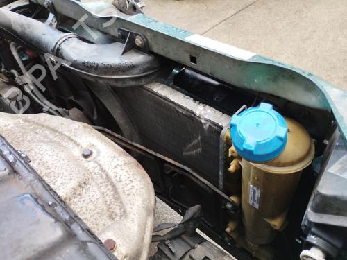 Used Water radiator Water radiator CITROËN SAXO (S0, S1) 1.4 VTS (75 hp) 33544422 33544422