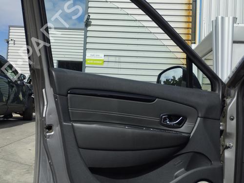 Used Front left door window RENAULT SCÉNIC III (JZ0/1_) 1.6 dCi (JZ00, JZ12) (130 hp) 28689431