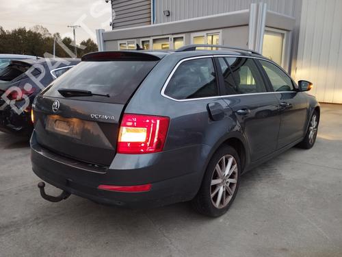 Used Right taillight Right taillight SKODA OCTAVIA III Combi (5E5, 5E6) 2.0 TDI (150 hp) 30174857 30174857