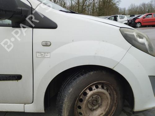 right-front-indicator-renault-twingo-ii-cn0_-2007-32230955 main image