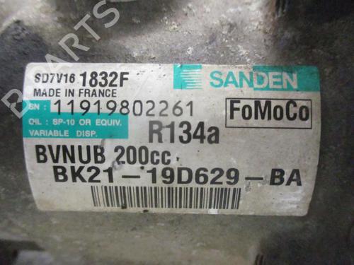 Used AC compressor AC compressor FORD TRANSIT Van (FA_ _) 2.2 TDCi (85 hp) 27047837 27047837