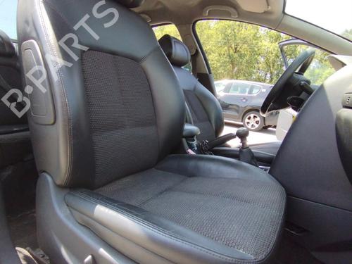 Used Right front seat Right front seat 37635728 37635728