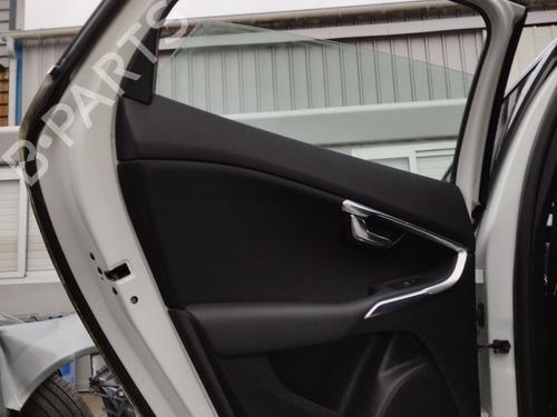 Used Rear left lock VOLVO V40 Hatchback (525) D3 (150 hp) 32120097