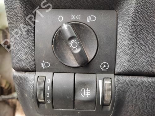Commande de phare OPEL CORSA C (X01) 1.3 CDTI (F08, F68) (70 hp) 27048426