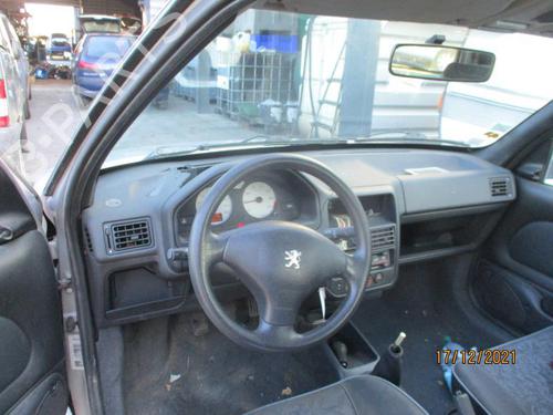 Driver airbag PEUGEOT 106 II (1A_, 1C_) 1.4 i | BP27048068C9 