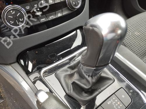 Used Gear lever PEUGEOT 508 I (8D_) 1.6 BlueHDi 120 (120 hp) 27073058