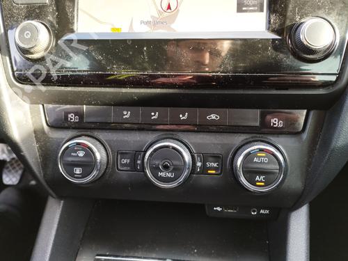 Used Climate control SKODA OCTAVIA III Combi (5E5, 5E6) 2.0 TDI (150 hp) 30174882