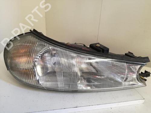 Used Right headlight FORD MONDEO II (BAP) 1.8 TD (90 hp) 27086383