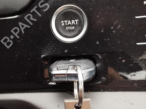 Used Card reader CITROËN GRAND C4 SPACETOURER (3A_, 3E_) 1.2 PureTech 130 (131 hp) 27072264