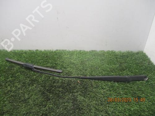Used Front windshield wiper arm VW POLO V (6R1, 6C1) 1.4 TDI (75 hp) 27075177