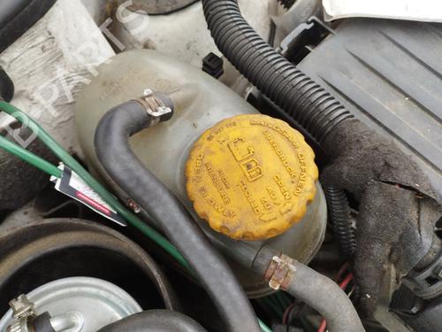 Used Expansion tank OPEL COMBO Box Body/MPV 1.7 CDTI 16V (101 hp) 31018821