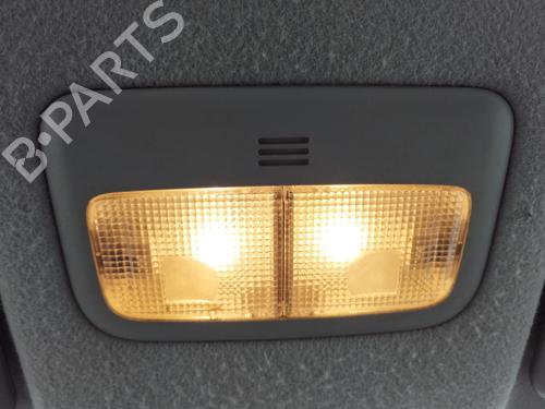 Plafonnier TOYOTA YARIS (_P9_) 1.4 D-4D (NLP90_, NLP90R) (90 hp) 32135425