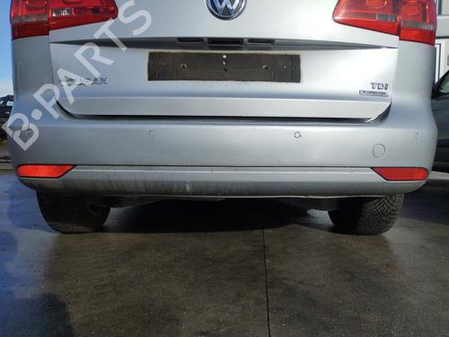 Bagtil kofangere VW TOURAN (1T3) 1.6 TDI (105 hp) 31639340