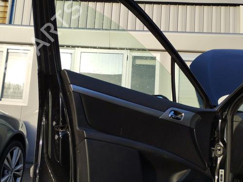 Dør rude ventre foran PEUGEOT 407 (6D_) 2.0 HDi 135 (6DRHRH, 6DRHRE, 6DRHRG, 6DRHRJ) (136 hp) 31967101