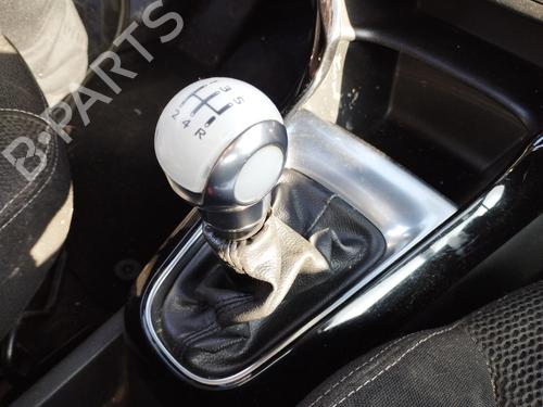 Used Gear lever CITROËN DS3 (SA_) 1.6 HDi 110 (112 hp) 27042884