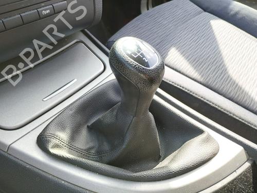 shift-knob-bmw-1-e87-2003-2004-2005-2006-2007-2008-2009-2010-2011-2012-2013-36282397 main image