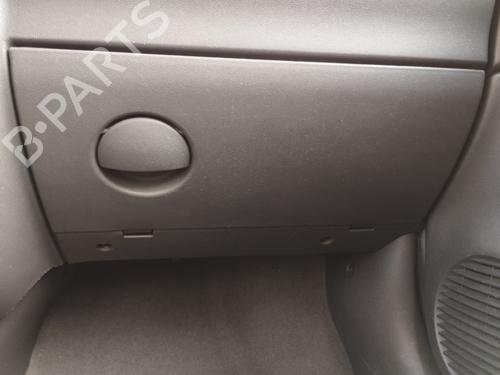 Boîte à gants OPEL CORSA C (X01) 1.7 DTI (F08, F68) (75 hp) 29550792