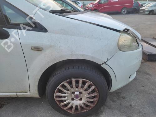 Højre bremsekaliber foran FIAT GRANDE PUNTO (199_) 1.2 (65 hp) 27077209