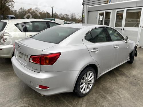 Essieu arrière LEXUS IS II (_E2_) 220d (ALE20) (177 hp) 27087129