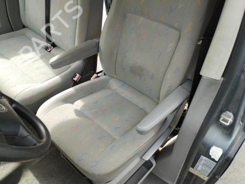 Left front seat VW TRANSPORTER T5 Van (7HA, 7HH, 7EA, 7EH) 2.5 TDI | BP39518322C15 - Image 5