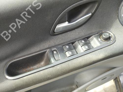 Used Left front window switch Left front window switch RENAULT ESPACE IV (JK0/1_) 2.0 dCi (JK02, JK03) (131 hp) 34368084 34368084