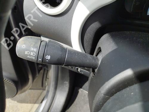 Used Switch RENAULT TWINGO III (BCM_, BCA_) 0.9 TCe 95 (92 hp) 27063479