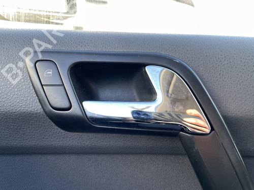 Used Front right interior door handle VW POLO (9N_, 9A_) 1.2 12V (64 hp) 27067712