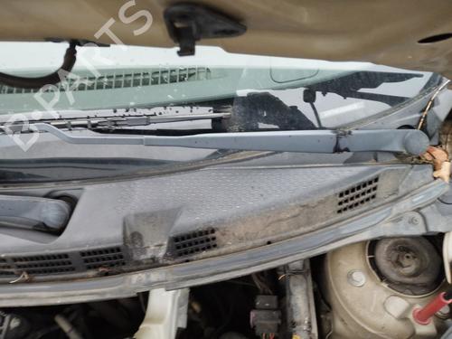 Used Front wiper motor NISSAN MICRA III (K12) 1.2 16V (65 hp) 27047011