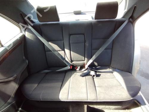 Used Headrest MERCEDES-BENZ C-CLASS (W202) C 220 CDI (202.133) (125 hp) 27048735