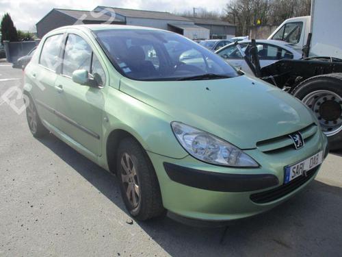 Left mirror PEUGEOT 307 (3A/C) 2.0 HDi 110 | BP27085891C26 