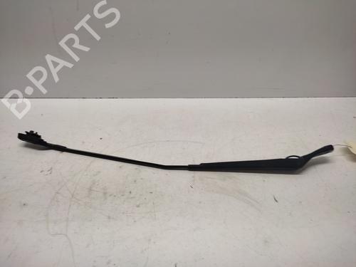 Front windshield wiper arm PEUGEOT 3008 I MPV (0U_) 1.6 BlueHDi 120 | BP29913092C143 