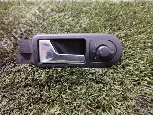 Used Front left interior door handle VW GOLF IV (1J1) 1.9 TDI (90 hp) 27075112
