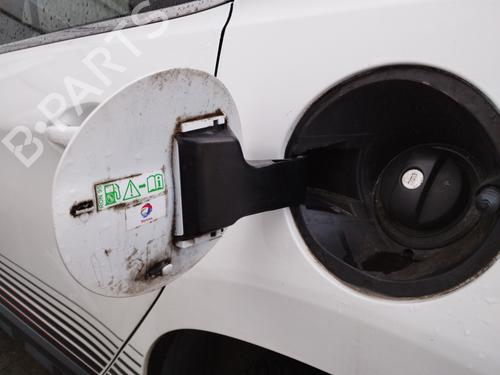 fuel-flap-peugeot-2008-i-cu_-2013-32173228 main image