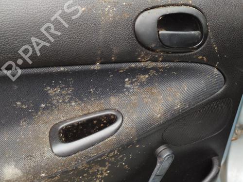 Venstre bagtil invendig håndtag PEUGEOT 206 SW (2E/K) 1.4 (75 hp) 27059462