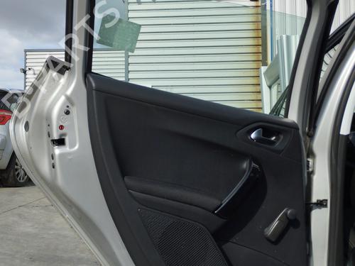 Left rear door PEUGEOT 208 I (CA_, CC_) 1.2 VTI 82 | BP29176194C4