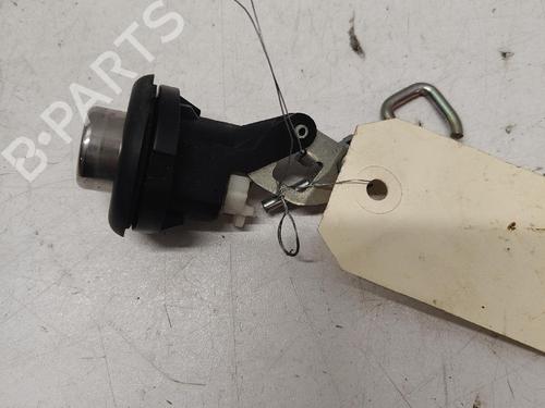 Used Tailgate handle Tailgate handle DACIA SANDERO 1.2 16V (75 hp) 40016772 40016772