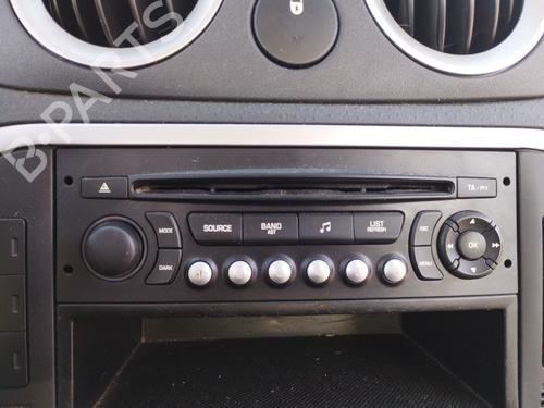 Used Radio Radio CITROËN C3 I (FC_, FN_) 1.4 i (73 hp) 39177771 39177771