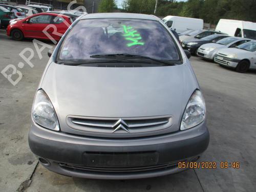 Used Right headlight CITROËN XSARA PICASSO (N68) 2.0 HDi (90 hp) 27050474