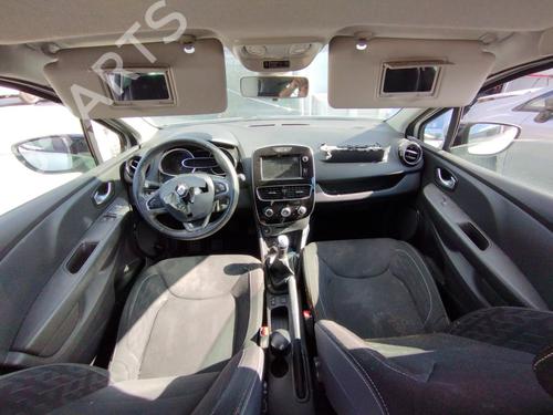 Used Fuse box Fuse box 38939777 38939777