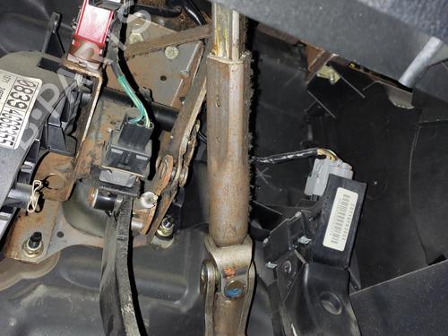 Used Steering column FORD MONDEO IV Saloon (BA7) 2.0 (145 hp) 27077619