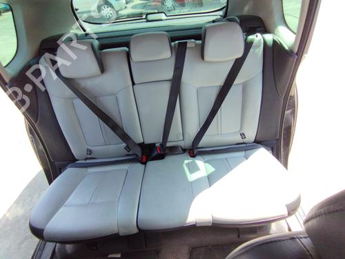 Sæde Bagtil PEUGEOT 3008 I MPV (0U_) 2.0 HDi Hybrid4 (0URHCA) (200 hp) 27063772