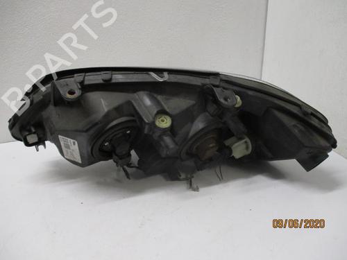 Lyskaster høyre Lyskaster høyre OPEL ZAFIRA A MPV (T98) 2.2 DTI 16V (F75) (125 hp) 27056128 27056128