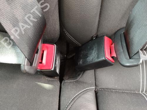 Used Seat buckle VW POLO V (6R1, 6C1) 1.2 (70 hp) 28153495