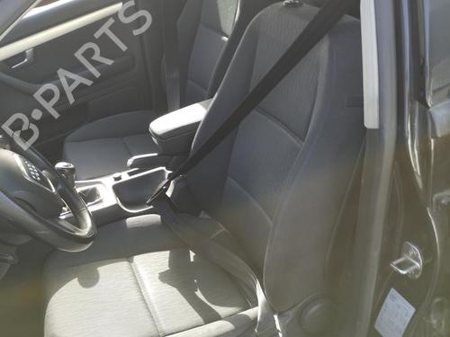 Left front fog light AUDI A4 B7 (8EC) 2.5 TDI | BP27074760C30 - Image 22