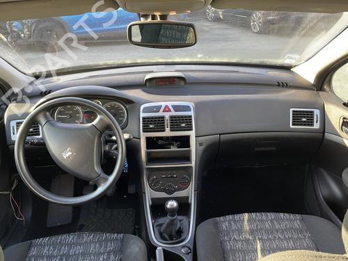 Shift knob PEUGEOT 307 (3A/C) 2.0 HDi 110 | BP31146082I34 