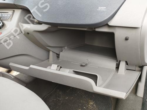 Used Glove box Glove box RENAULT KANGOO / GRAND KANGOO II (KW0/1_) 1.6 16V FLEX (KW01) (106 hp) 32696913 32696913