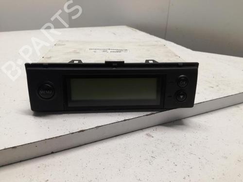 Used Display monitor NISSAN MICRA III (K12) 1.2 16V (80 hp) 27080606